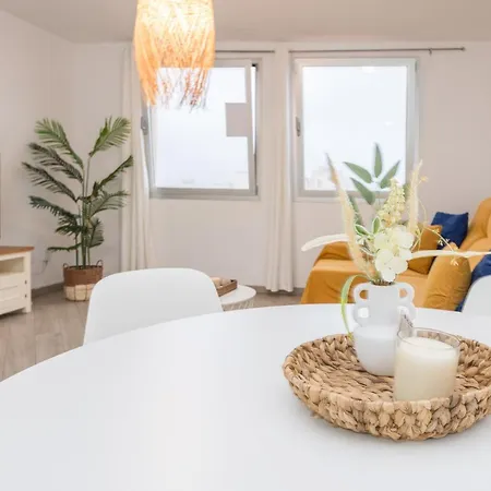 Guestready - Brujula * Corralejo